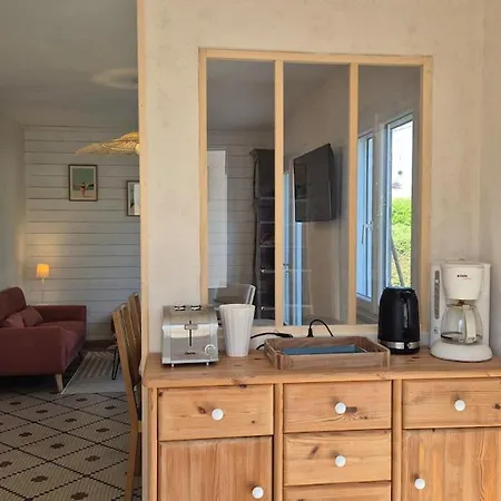 La Petite Maison De